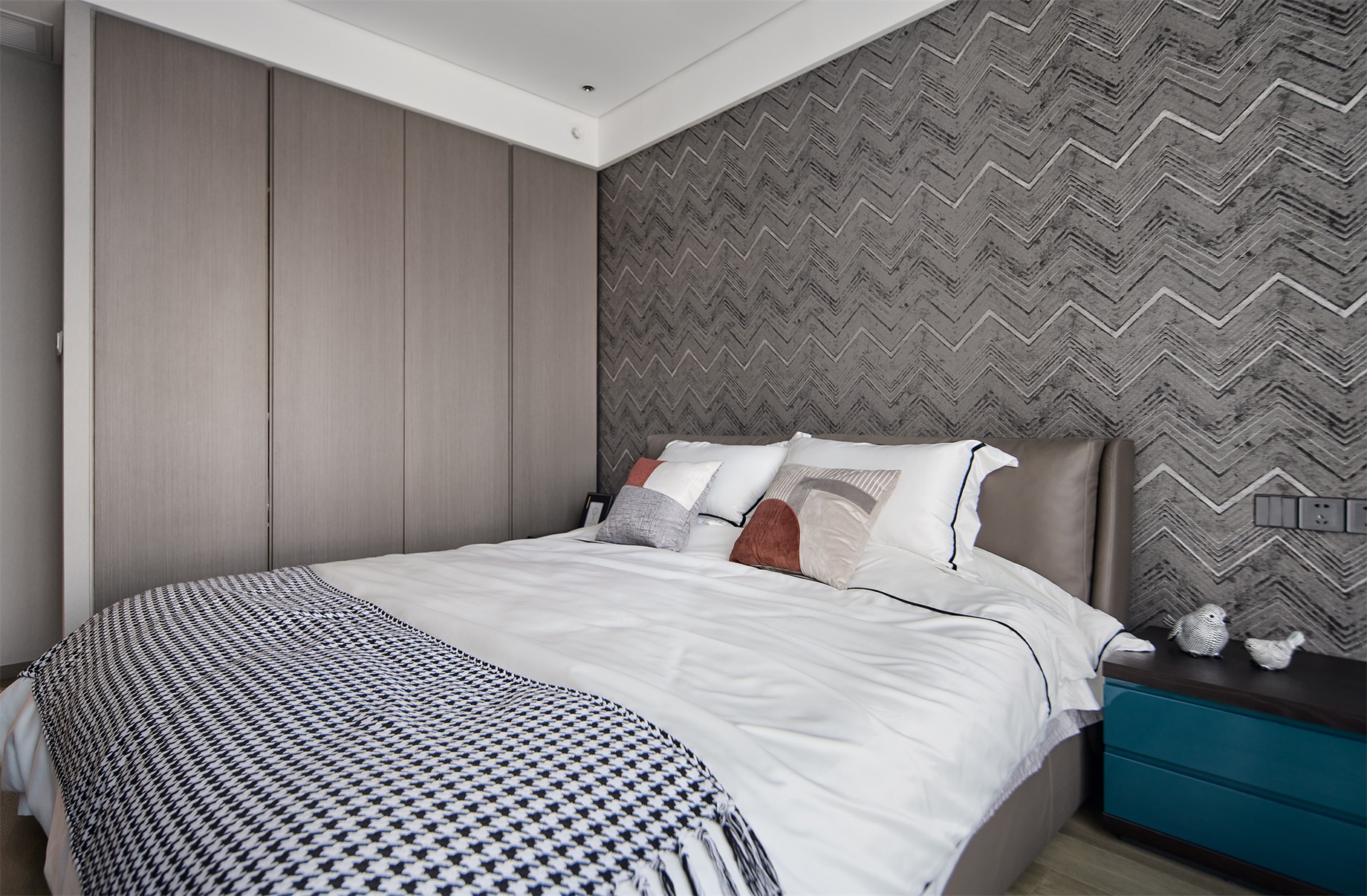 1697076131470982.jpg 實(shí)景圖7.downloading..jpg